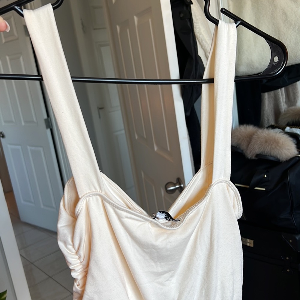 RILEY RUCHED ROMPER - Picture 6 of 7